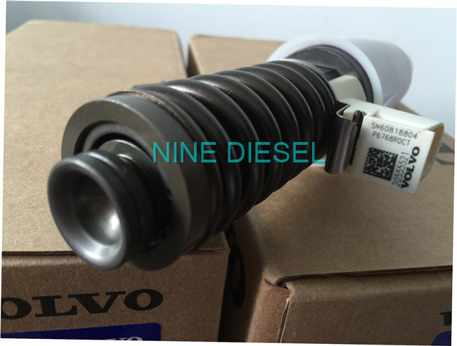 MD11 Diesel Injectors 20555521 BEBE4D04002 Excellent Performance 0