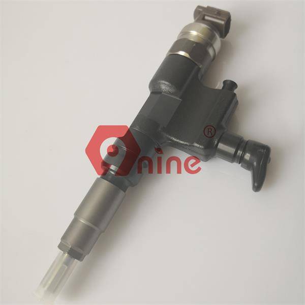 Common Rail Injector 095000-5332 For Truck Diesel Pump Injector 095000-5332 With High Quality