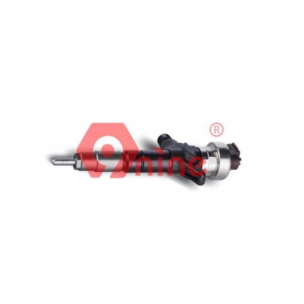 High Quality Common Rail Injector 095000-8360 8-98106694-1 Auto Parts Fuel Injector 095000-8360