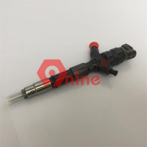 Auto  Fuel Diesel Injector 295900-0210 295900-0280 23670-30450 Common Rail Injector
