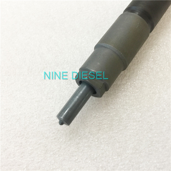 Original  Diesel Injectors Toyota 23670-0E020 2GD Hilux Revo 2.4L